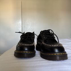 Leather Moc Toe Doc Martens