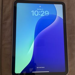 Apple iPad & Magic Keyboard Folio iPad A16 WI-FI 128GB Silver  MD6L4LL/A