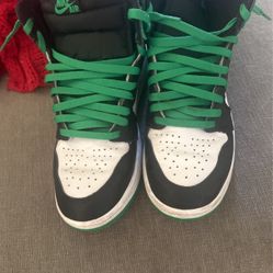 Jordan 1 Reverse Pine Green Size 9