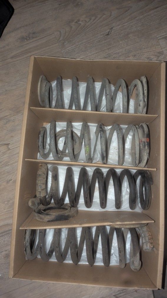 1(contact info removed) ford mustang v6 coil springs
