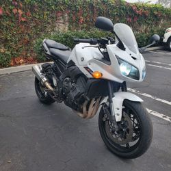 2012 Yamaha FZ1