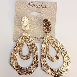 NWT Natasha Gorgeous Gold-Tone Long 3.5” Big Drop Bling Statement Earrings.