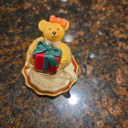 Mom Bear Teacup Figurine – Vintage