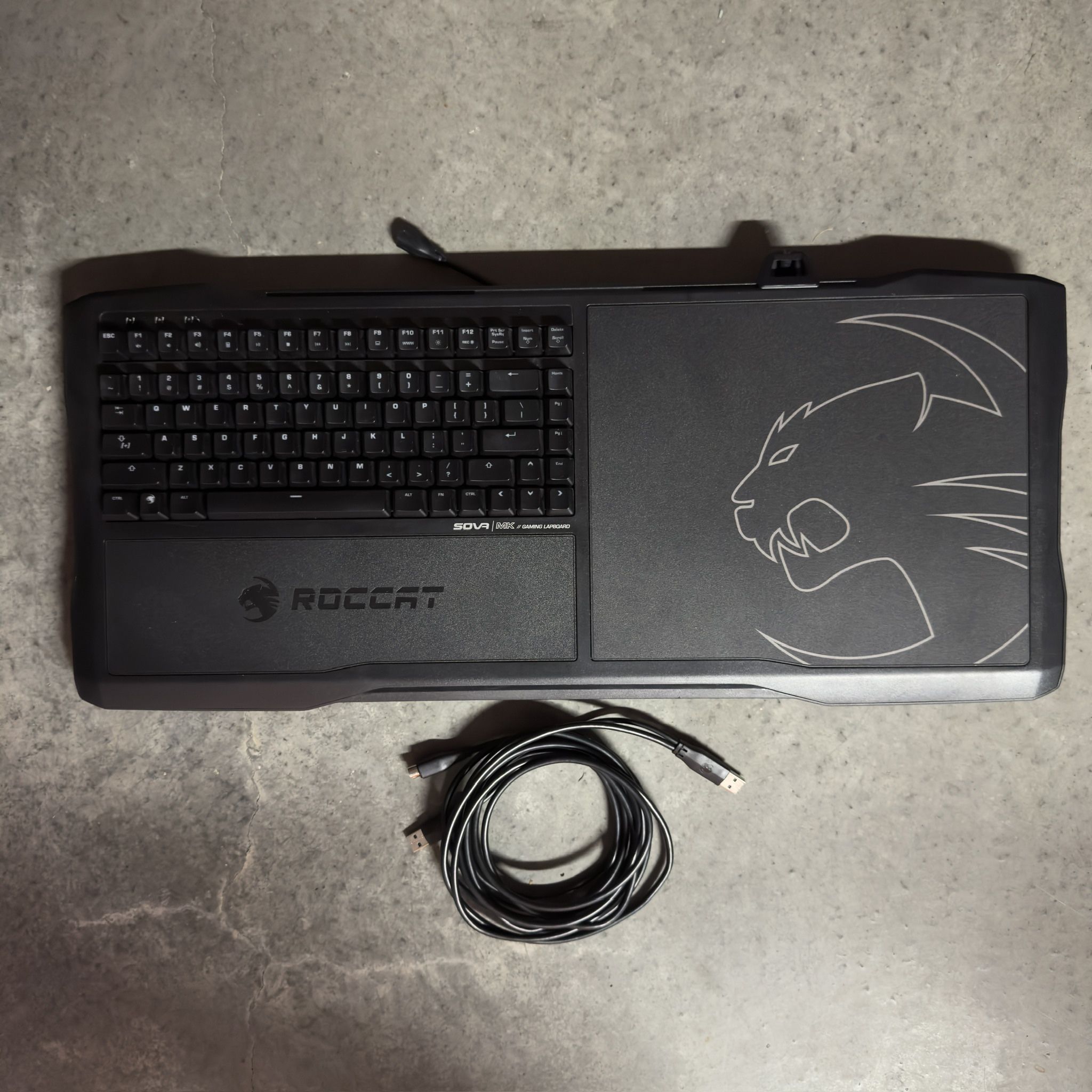 Roccat Sova Mechanical Gaming Keyboard Couch Lapboard + Roccat Gaming Mouse
