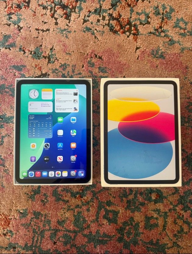 Mint Condition iPad 11” 128GB Blue