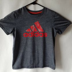 Adidas boys gray short sleeve activewear T-shirt size 7