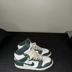 Nike Dunks