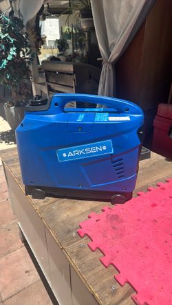Generador de luz. Portátil  1100 wats  Nuevo y Trabajándo $200 firme
