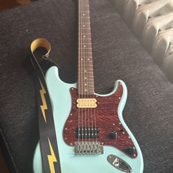 Squier Stratocaster HH - Daphne Blue