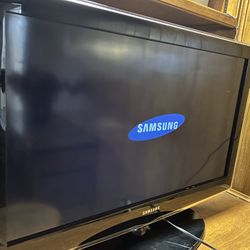 Samsung 32” TV