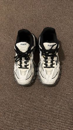 Tracks Shoes