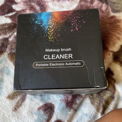 Portable Electronic Makeup Brush Cleaner