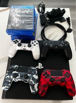 Playstation 4/ PS4