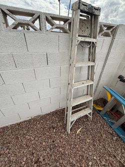 Aluminum ladder 6 foot