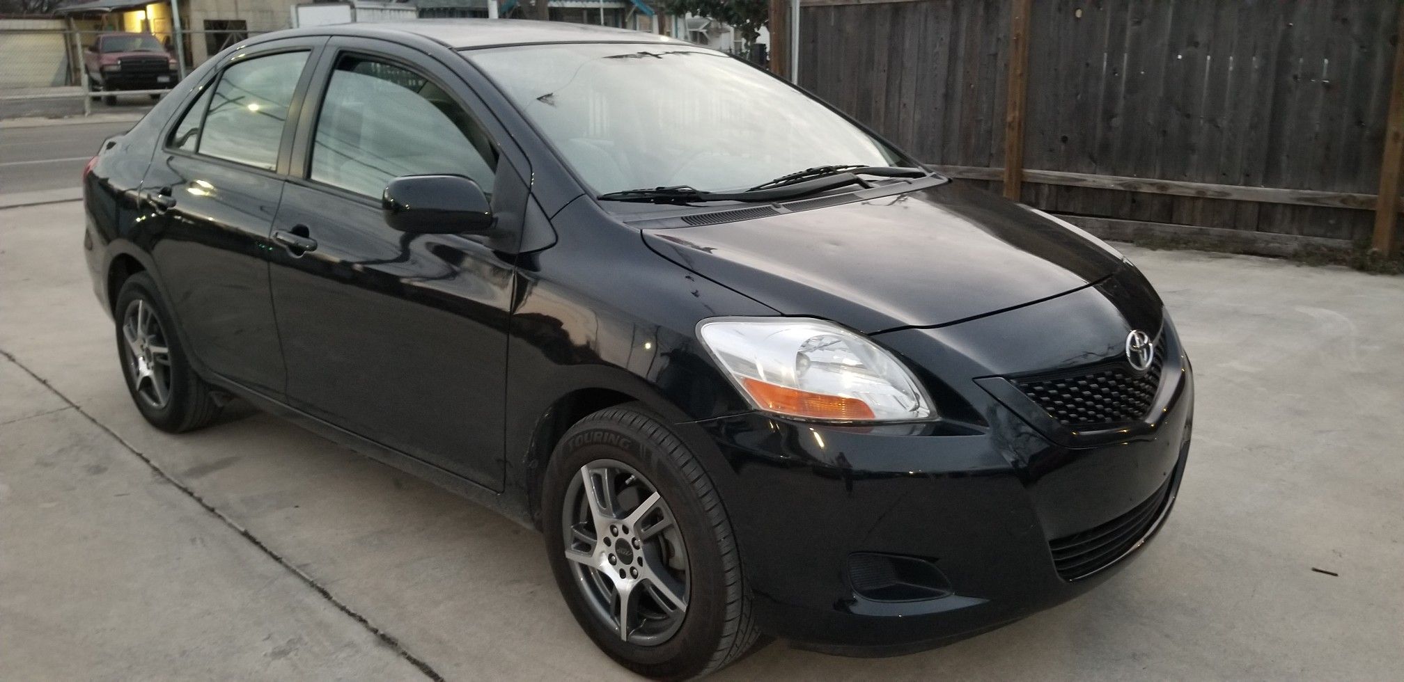 2010 Toyota Yaris