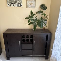 Dark Brown Medium-Sized Kitchen Credenza 
