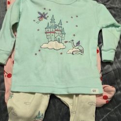 Lotof 6/9 Month Baby Girl Fall/Winter Clothes 