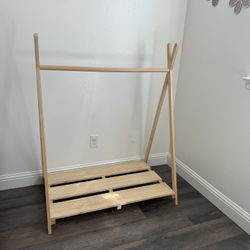 Kids Clothing Rack