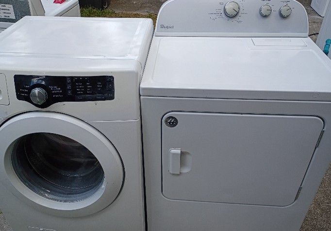 Samsung Washer & Whirlpool Dryer 