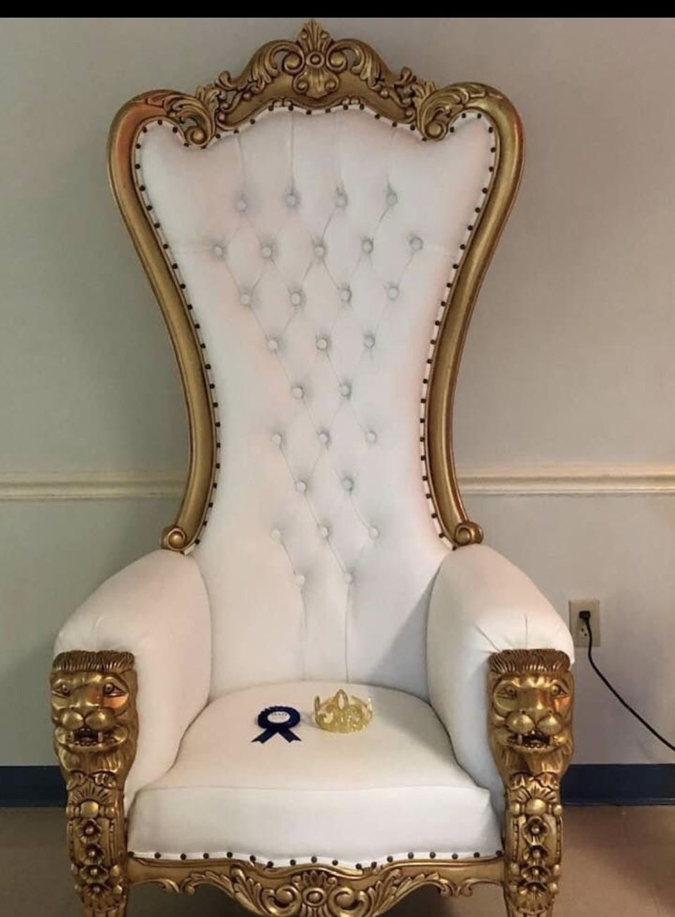 Throne Chair