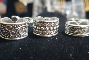 Toe Rings