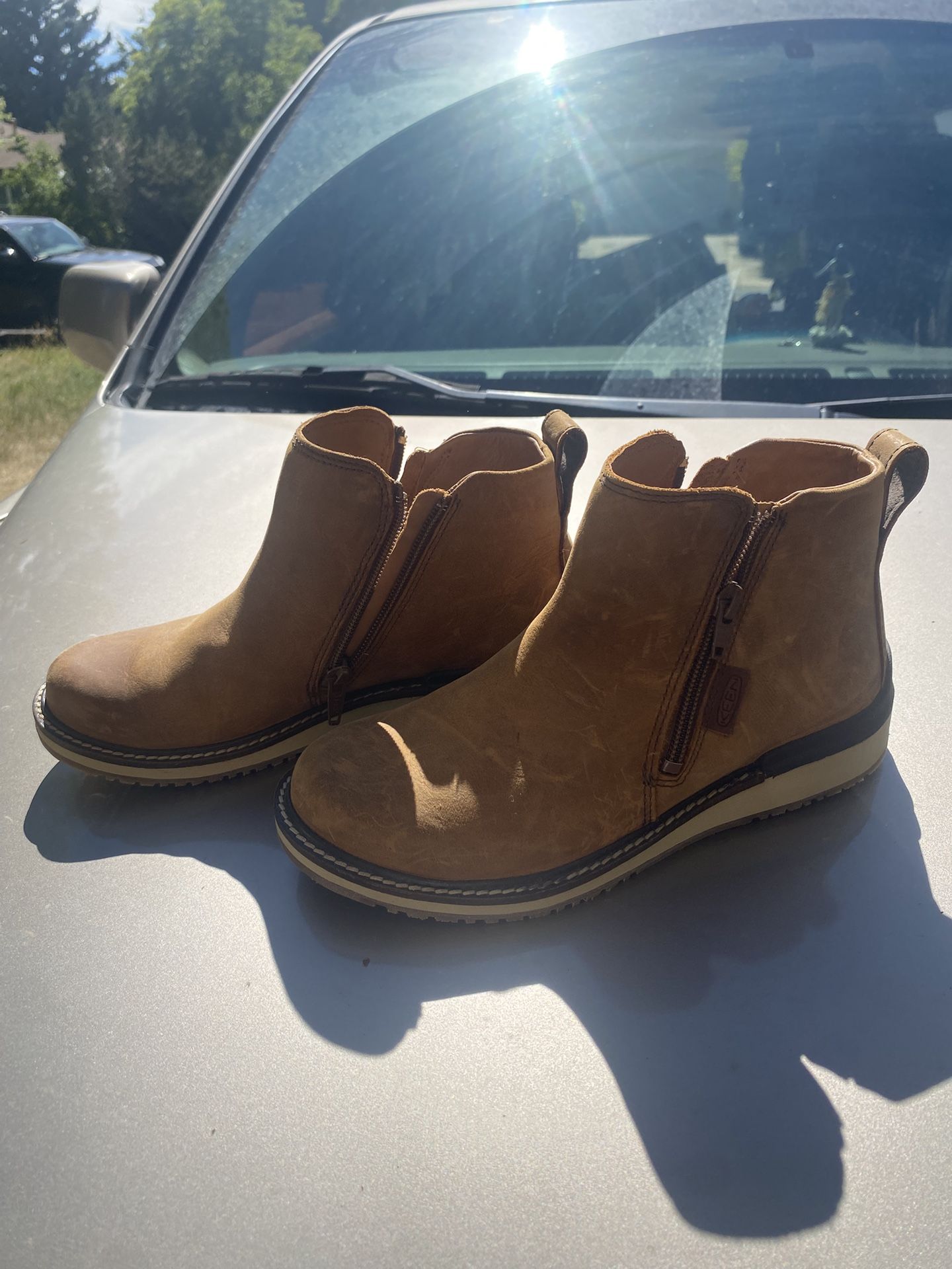 KEEN Bailey Ankle Zip Boot 