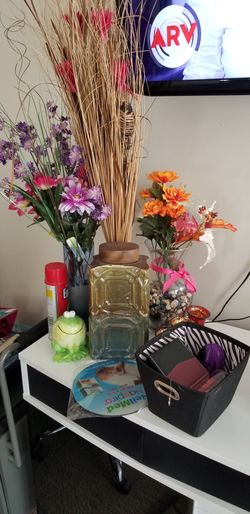 Dont need decor $8 each