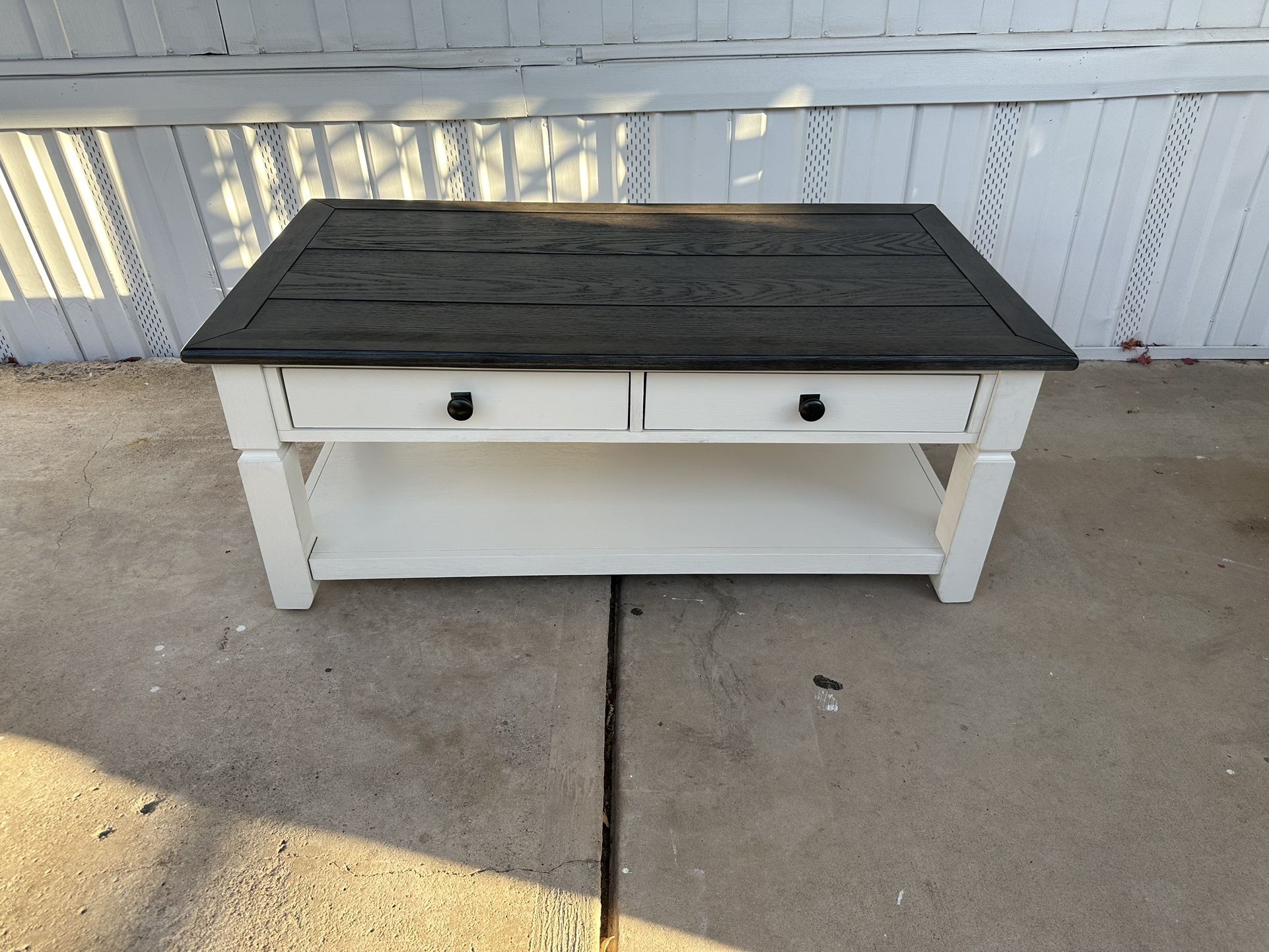 Coffee Table Ashley Furniture