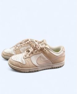 Nike dunks Bone