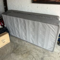 King Mattress Split Box Springs