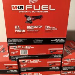 Milwaukee M18 Fuel 4 1/2”-5” RAPIDSTOP Grinder 