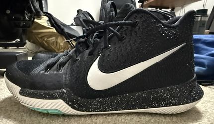 Nike Kyrie 3 Size 11.5