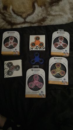 Fidget spinners