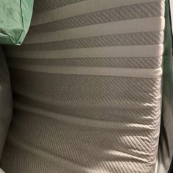 King Leesa Mattress With Cover