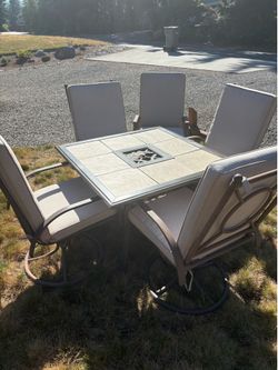 Outdoor patio furniture