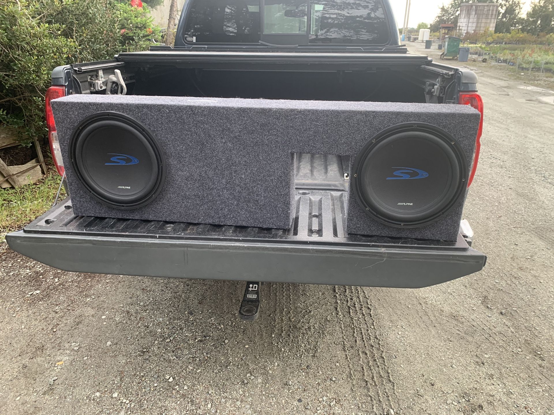Toyota Tundra Subwoofer Box