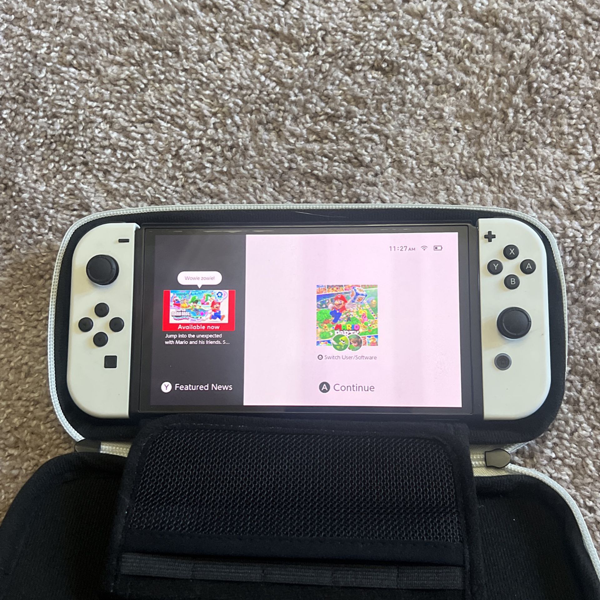Oled Nintendo Switch With 5 Games And Two Additional Controllers 