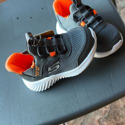 Toddler Skechers Slip-ins Size 5 