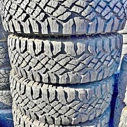 285 75 18 Goodyear Tires Con 80% De Vida Las 4tires 