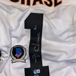 Signed Jamar Chase jersey