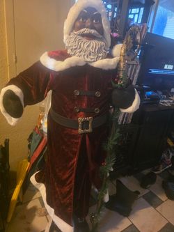 Santa statue