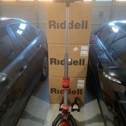 Milwaukee M12 Cordless Light Tower