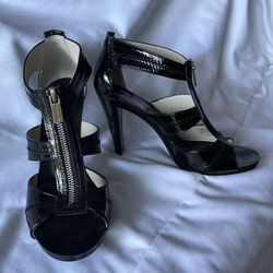 Michael Kors, Berkley T Strap, Woman’s 9.5 M Black Shoes