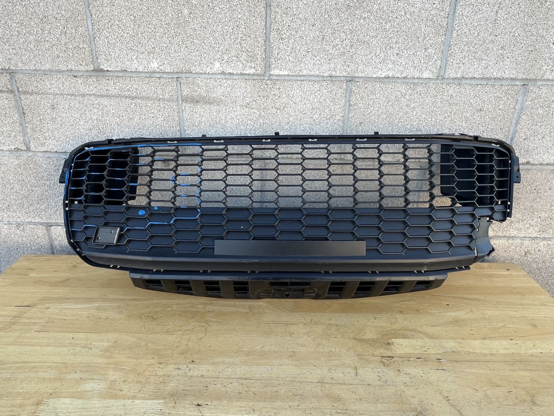 2022-2025 TOYOTA GR86 FRONT BUMPER GRILL GRILLE OEM