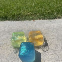 Squishy Cubes ✨