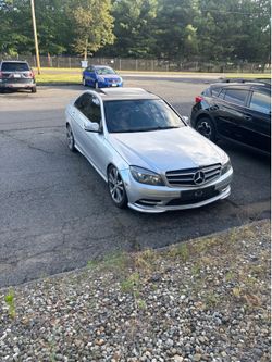2011 Mercedes-Benz C300 4MATIC – Open to Sale or SUV Trade