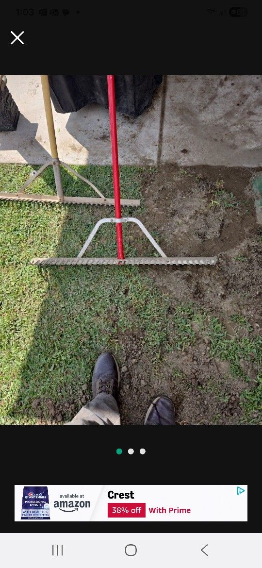 Rake. Rastrillo. 30 inches.