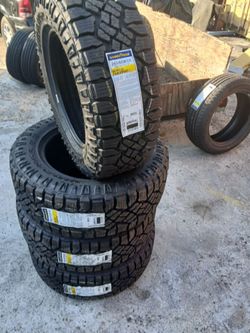 Goodyear Wrangler Duratrac
