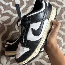 Nike Dunk Low Panda