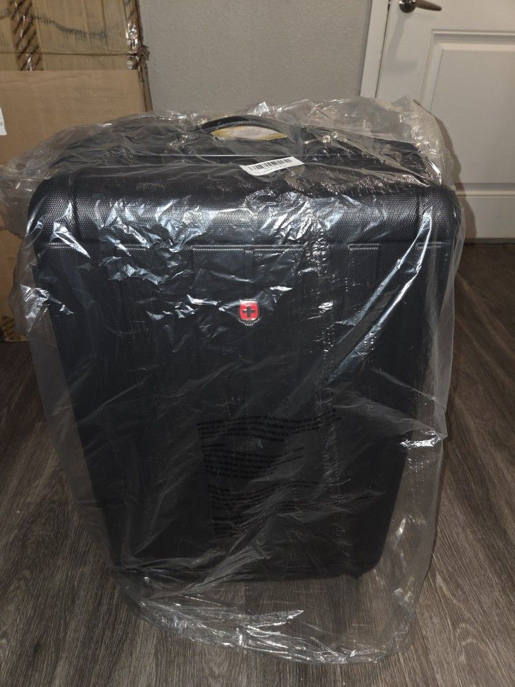 SwissGear 6297 Hardside Expandable Luggage with Spinner Wheels, Black, 3-Piece Set (18/23/27)